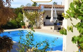 Ibis - Villa Avec Piscine, Jardin Et Parking